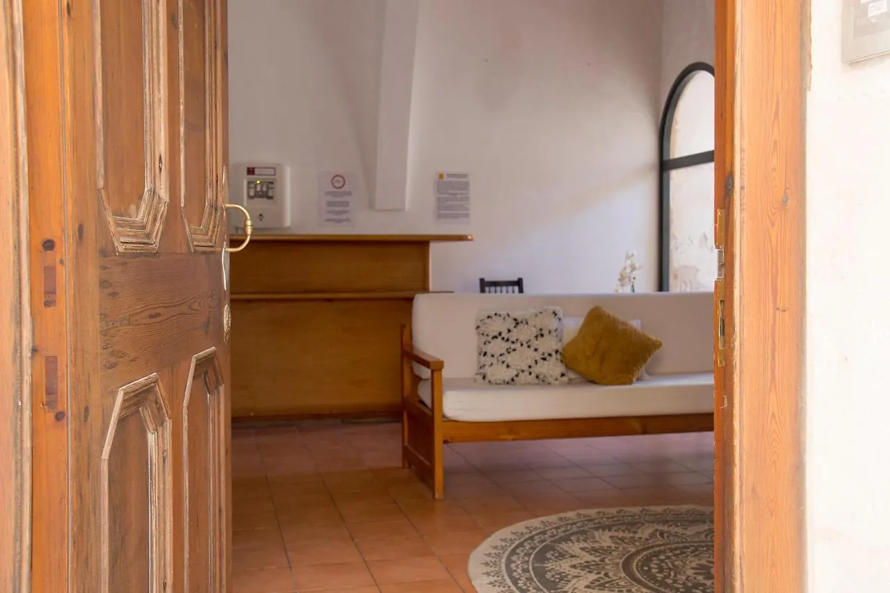 El Claustre De Ciutadella Hostel Spain